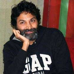 trivikram srinivas,allu arjun,son of satyamurthy,reality show,tara ram pam  త్రివిక్రమ్‌ శ్రీనివాస్‌ కూడా కాపీ మాస్టరేనా!?